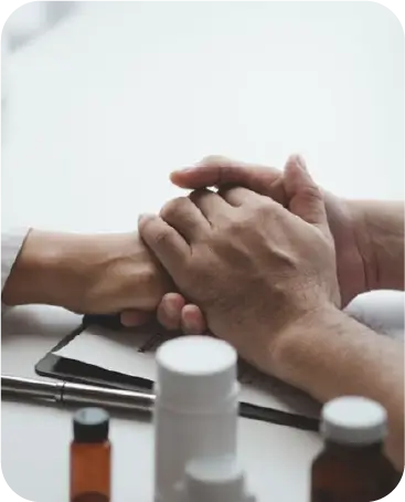 Atención médica binacional con apoyo para seguros y documentación médica